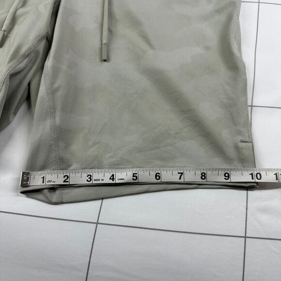 Lululemon Shorts Mens Small Cream Camo T.H.E. Short 9" Linerless Athletic Gym - Picture 12 of 12